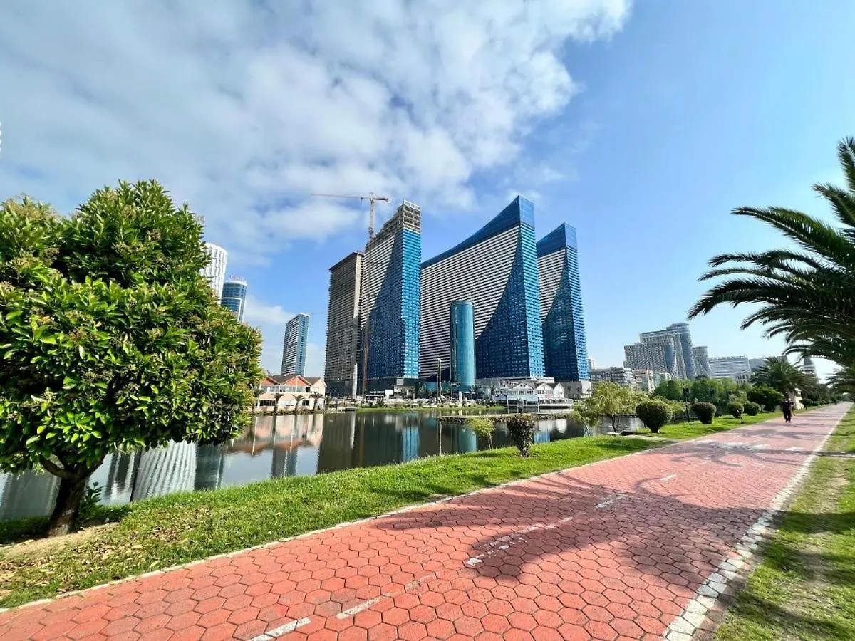 Luxurious Apartment On 26Th Floor Batumi